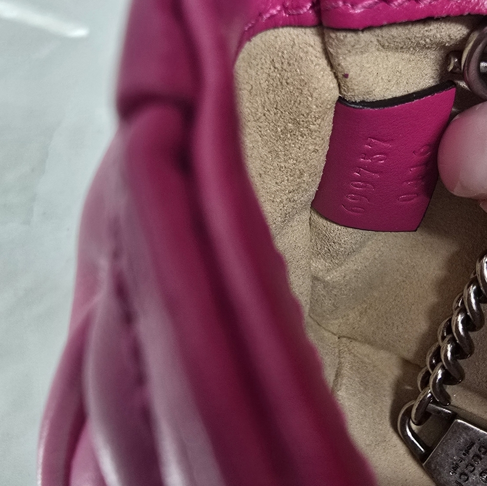 Gucci Marmont Mini Shoulder Bag - Picture 9 of 10